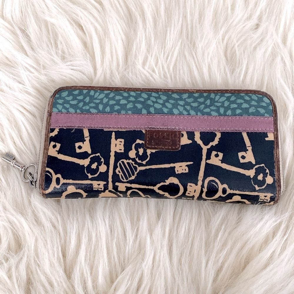 Fossil Key Print Long Wallet Navy & Teal Signatur… - image 1
